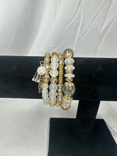 Load image into Gallery viewer, White Beaded Bracelet
